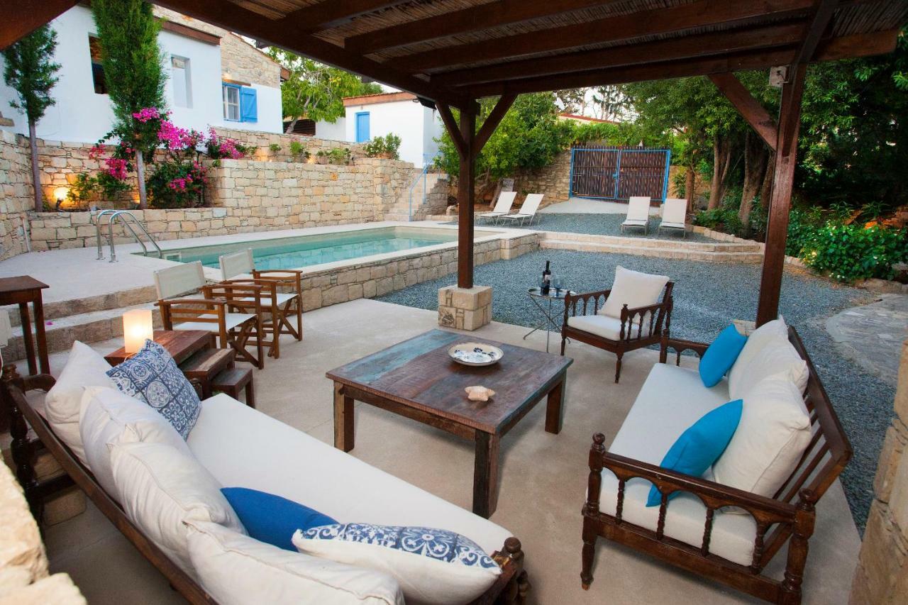 Cecilias Courtyard Casa de hóspedes Mallia Exterior foto